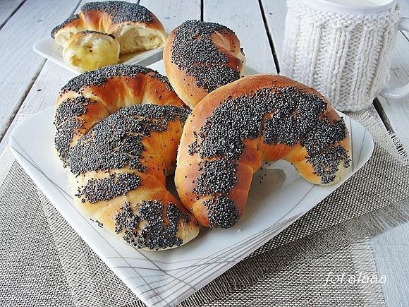 Rogale z makiem