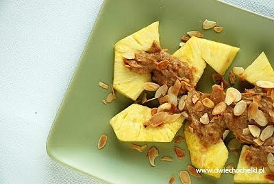 Mus daktylowo-pomarańczowy