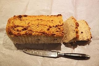 Pasztet warzywny z fasoli, jabłka, masła orzechowego i chili