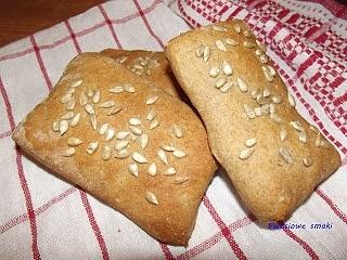 Pełnoziarniste bułeczki ze słonecznikiem