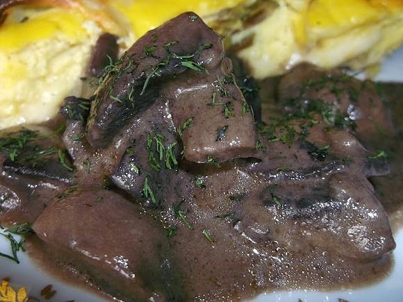 Sos pieczarkowo-pomidorowy