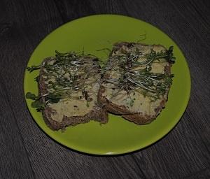 Domowy hummus