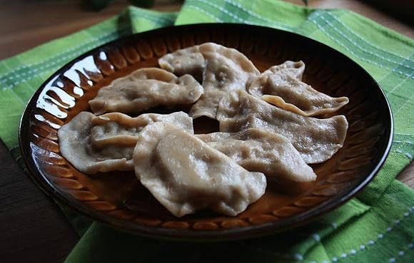 Pierogi z ziemniakami i kaszą gryczaną