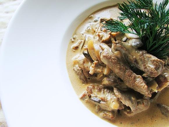 Boeuf Strogonow - smakowite danie mięsne na zimową kolację
