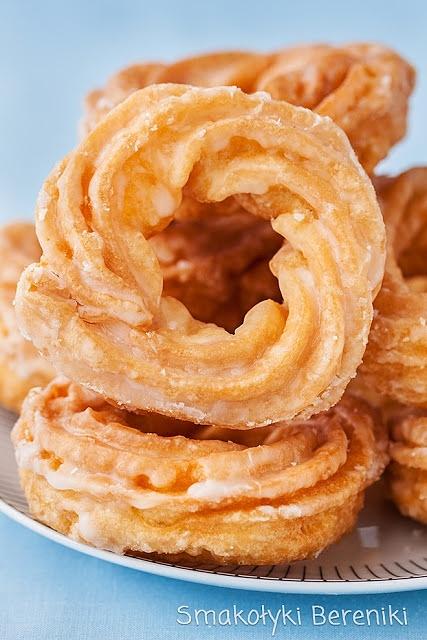Pączki hiszpańskie gniazdka ciasto parzone smażone