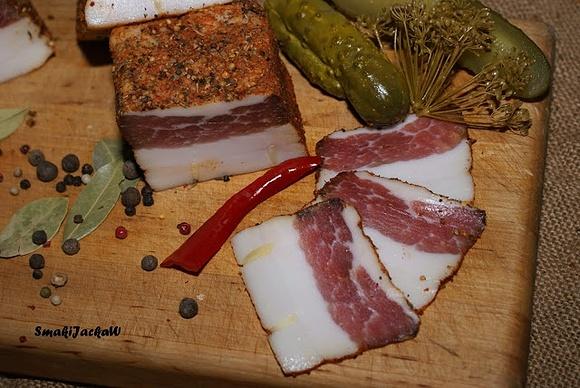 Aromatyczna słonina z mięsem