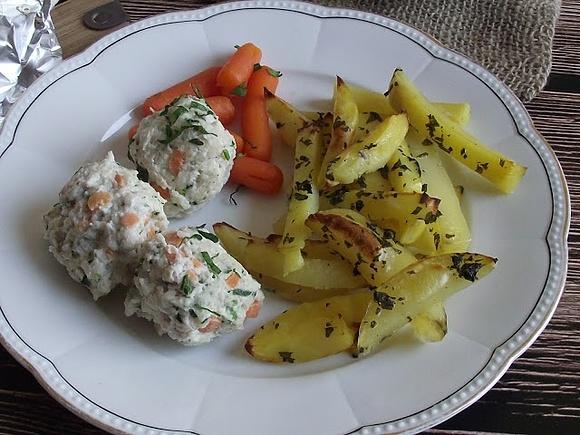 Ziemniaki pieczone ala frytki z natką pietruszki