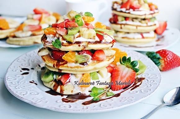 Pancakes z owocami