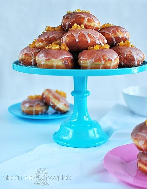 Pączki z różą