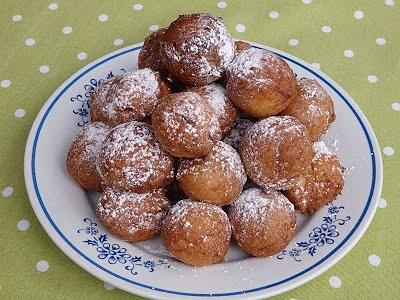 Mini pączki serowe