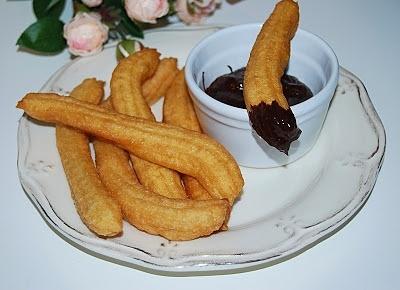 Churros - tradycyjny hiszpański wypiek