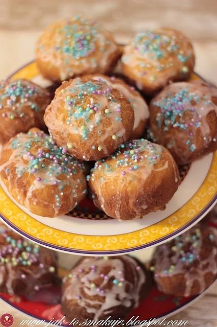 Pączki z kremem waniliowym