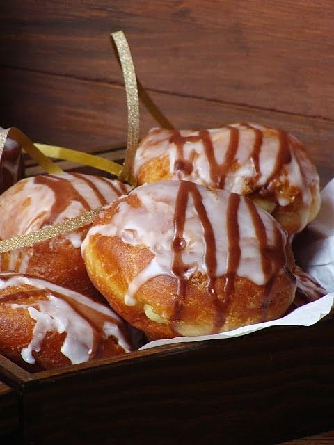Pączki z masą budyniową