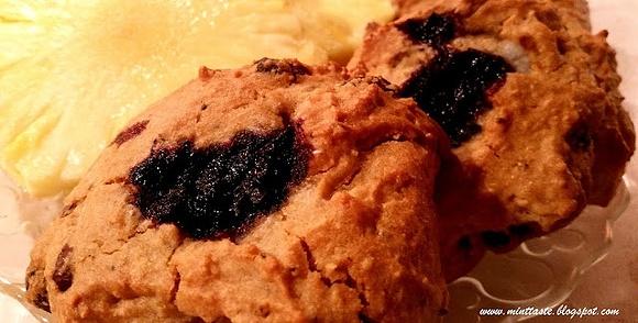 Bezglutenowe ciasteczka z amarantusem i jagodami