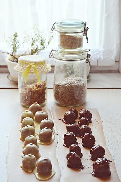 Bezglutenowe pralinki w czekoladzie