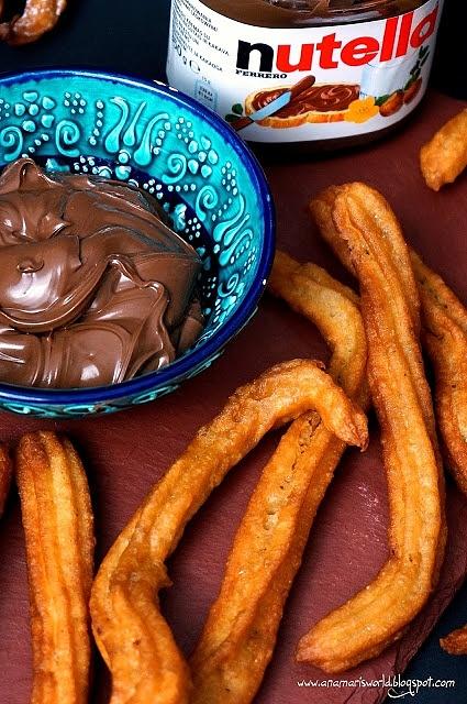 Hiszpańskie churros z czekoladą