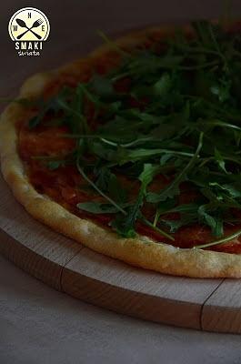 Cienkie ciasto na pizzę