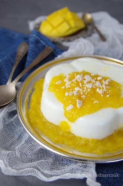 Fit panna cotta z mango na jogurcie