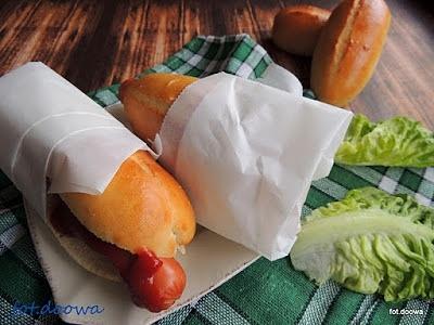 Bułki do hot dogów