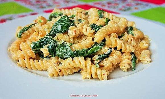 Fusilli ze szpinakiem i mascarpone