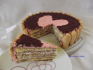Walentynkowy tort tiramisu