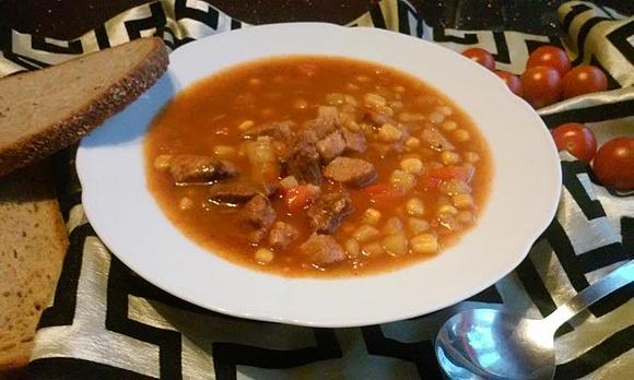 Zupa gulaszowa