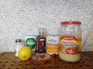 Sos czosnkowy uniwersalny
