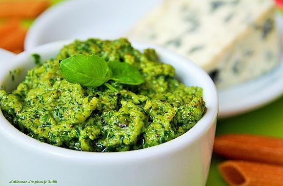 Lazurowe pesto