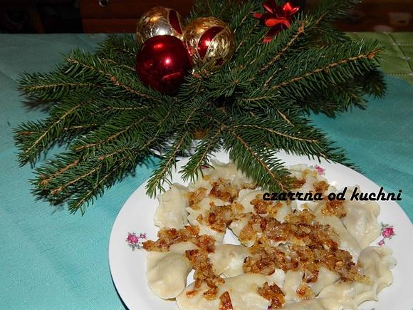 Pierogi z kapustą i pieczarkami