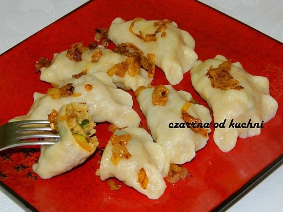 Pierogi z mięsem i cukinią
