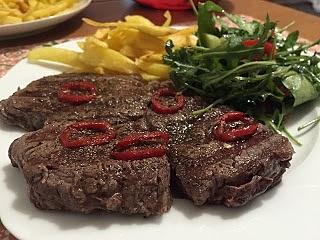 Stek z antrykotu na grillu elektrycznym