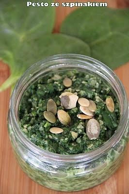 Pesto ze szpinakiem, szybki sos do makaronu i chleba