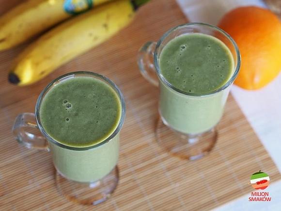 Zielone smoothie z melona i banana