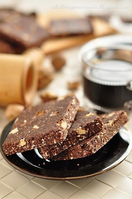 Wegańskie brownie bez pieczenia