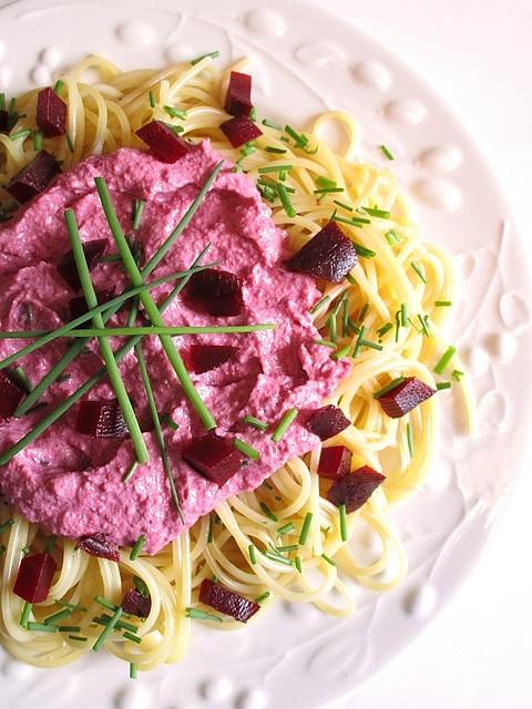 Pasta z burakami i ricottą