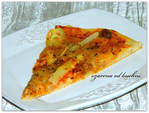 Pizza na cieniutkim spodzie
