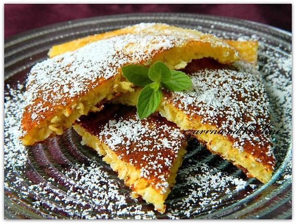 Kryzysowy omlet z jajek, płatków owsianych i kokosowych