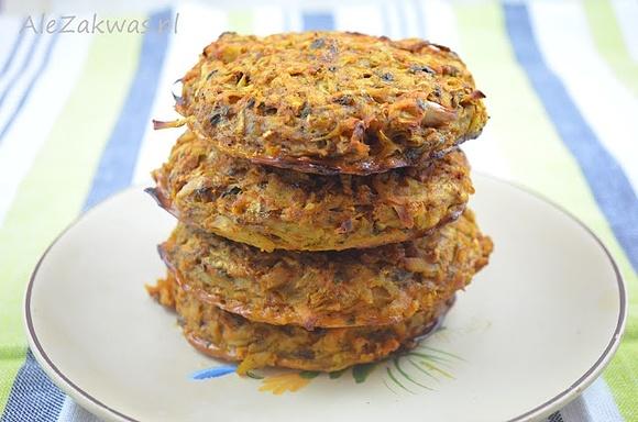 Pieczone placki ziemniaczane z cebulą i selerem bez mąki