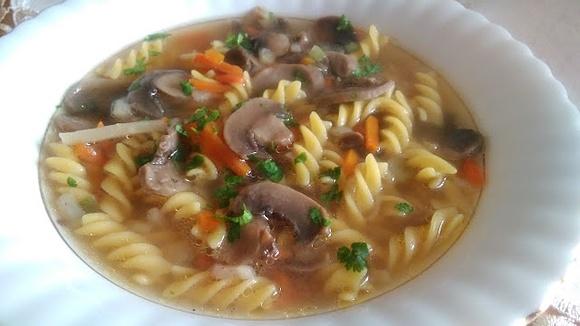 Zupa pieczarkowa