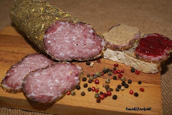 Kiełbasa ala Salami w przyprawach i ziołach