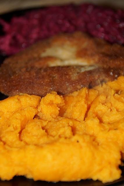 Puree z batatów i schabowy z boczniaka