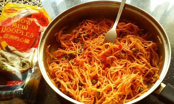 Szybki obiad makaron chow mein po polsku