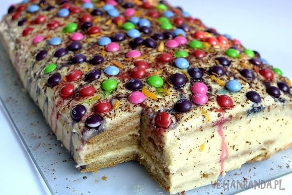 Tort pomarańczowy z kremem jaglanym