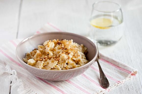 Makaron z kalafiorem w sosie śmietanowym