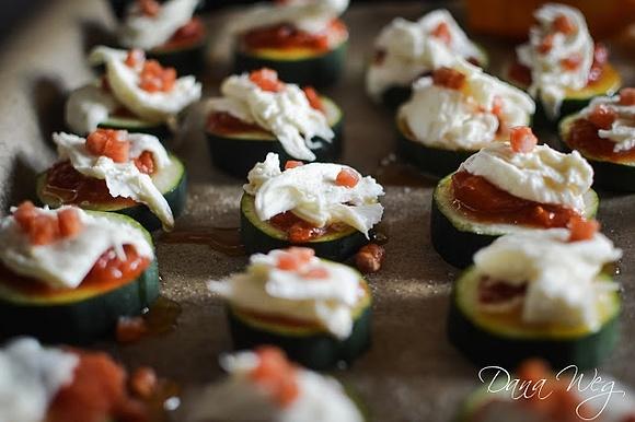 Plastry cukinii zapiekane a'la pizza