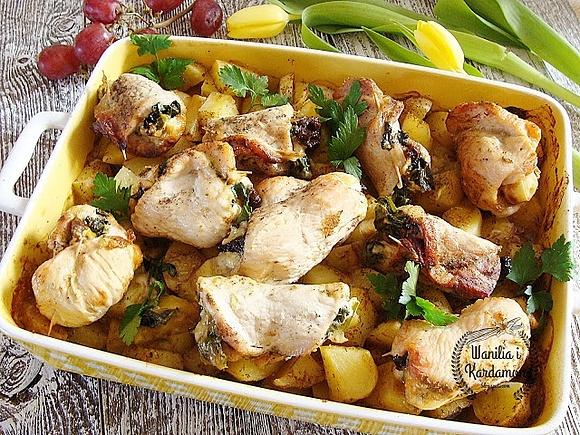 Sznycle z indyka z nadzieniem ze szpinakiem suszonymi pomidorami i mozzarellą