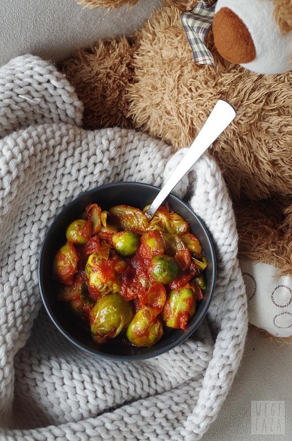 Brukselka w pomidorach
