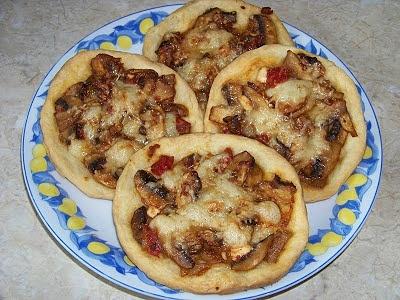 Pizzerki na kruchym spodzie