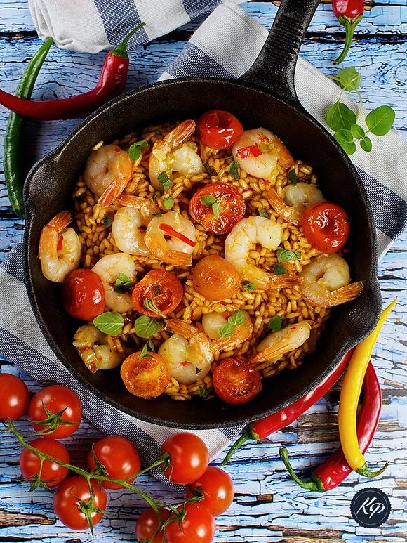 Risotto pomidorowe z krewetkami