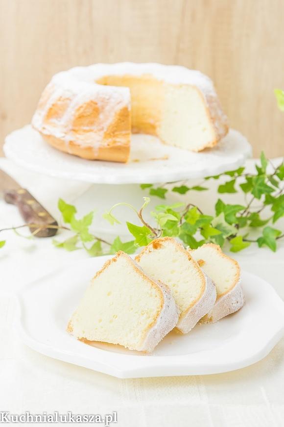 Babka na białkach